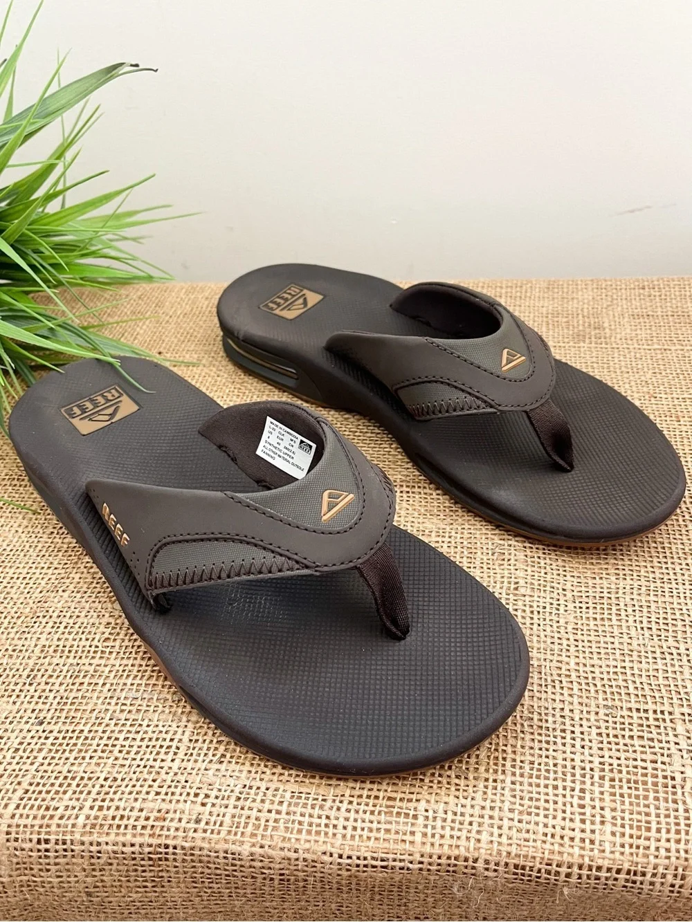 REEF Men’s Fanning Flip Flop Sandals Size 8 Brown